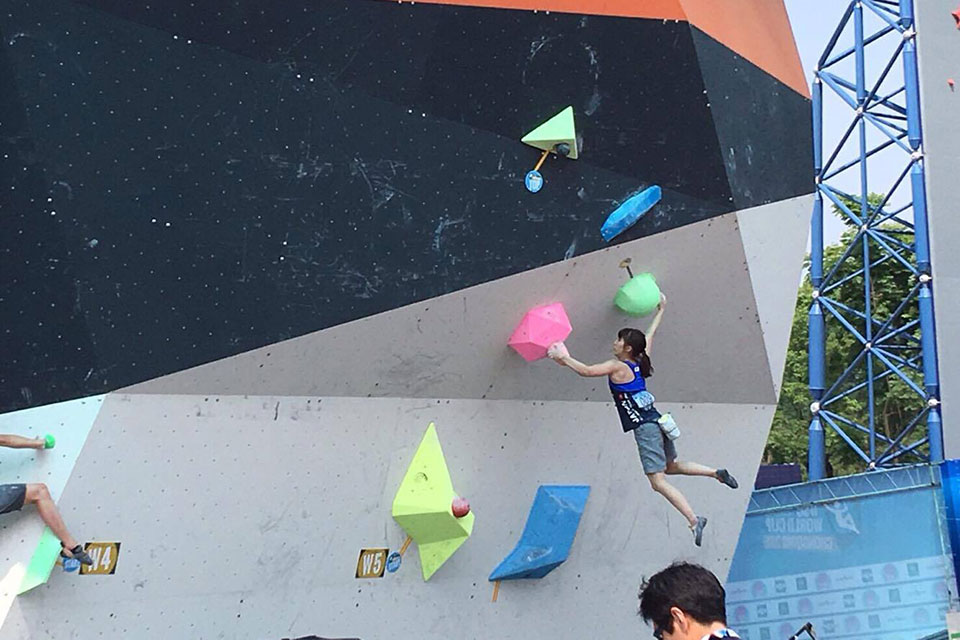 Ifscクライミングワールドカップ重慶16のボルダリング予選が終了しました お知らせ 公益社団法人日本山岳 スポーツクライミング協会